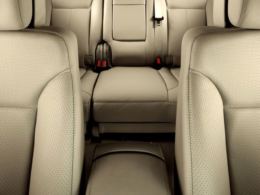  Mercedes-Benz GL-Class 2006 года  (фото 2 из 11)